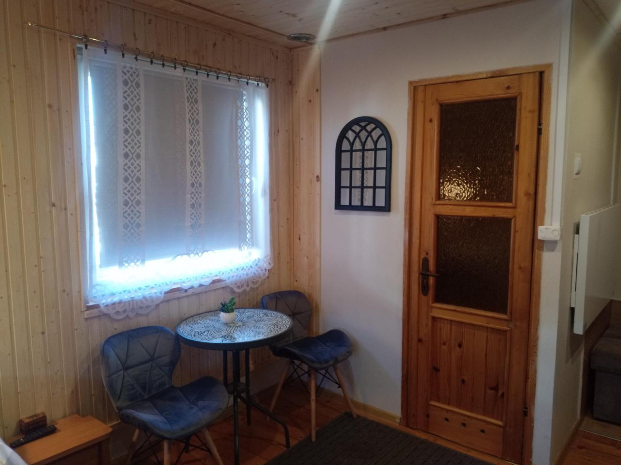 Homestay Kamex Dom 12-osobowy Olsztyn (Silesia)