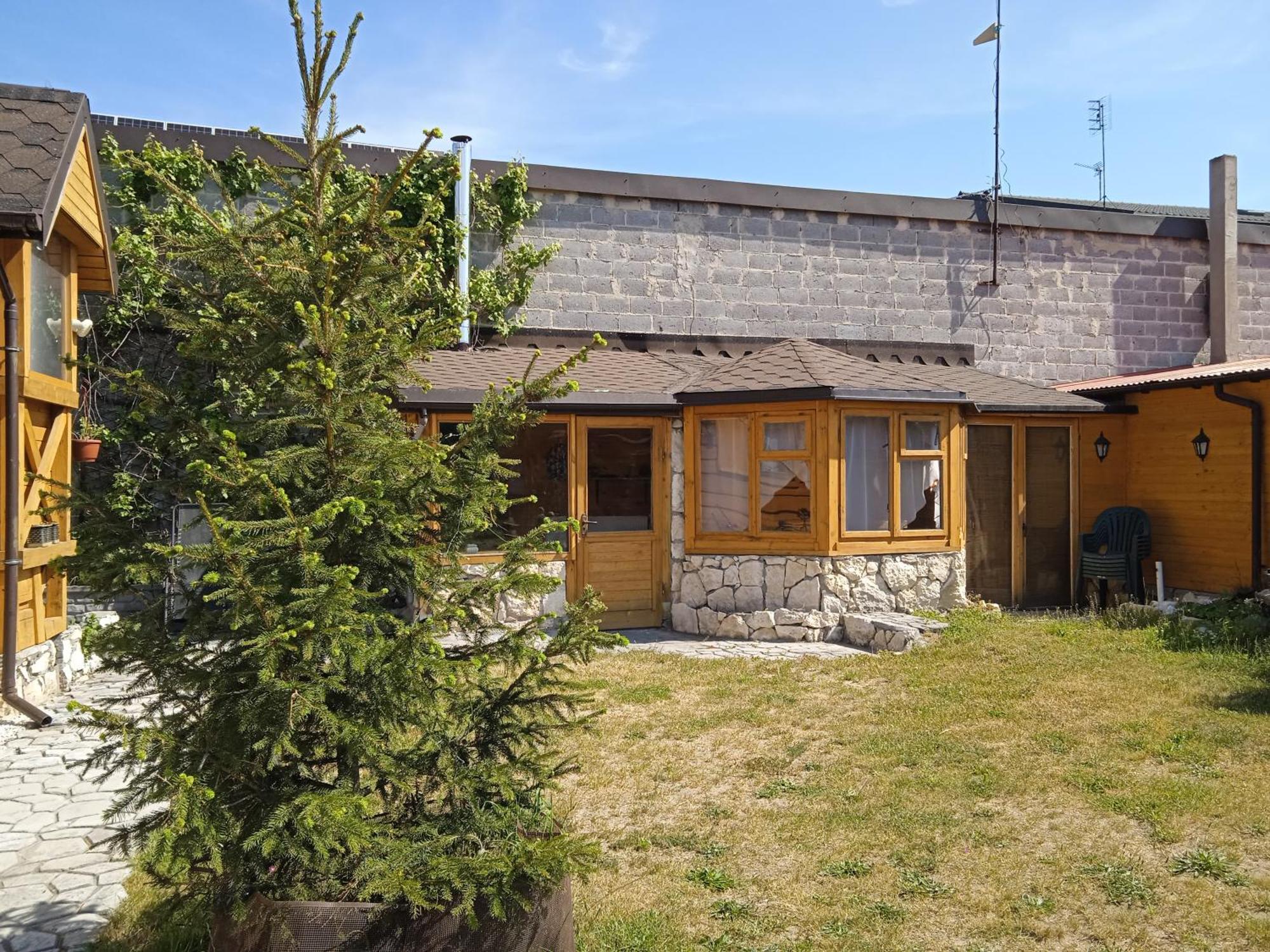 Homestay Kamex Dom 12-osobowy